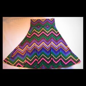 Lularoe multi color skirts size extra small